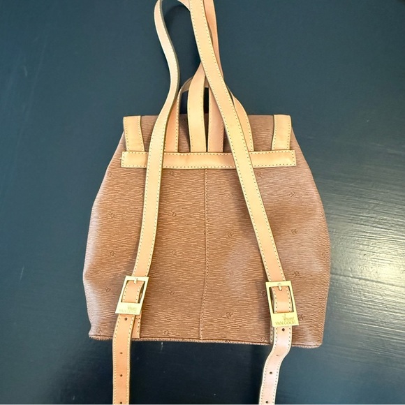 Vincent van Gogh Elegant Tan and Brown Women's Backpack - Picture 8 of 9